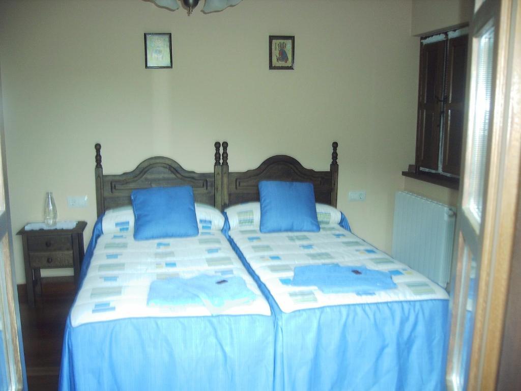 Casa Rural Josefina Aliezo Pokoj fotografie