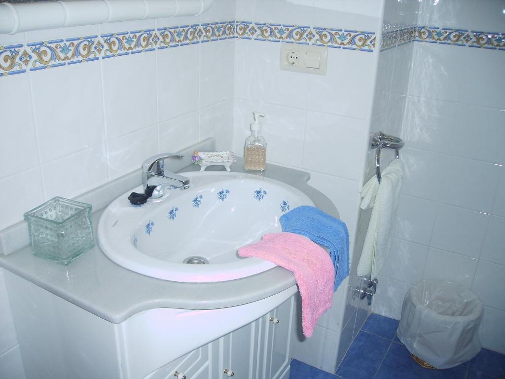 Casa Rural Josefina Aliezo Pokoj fotografie