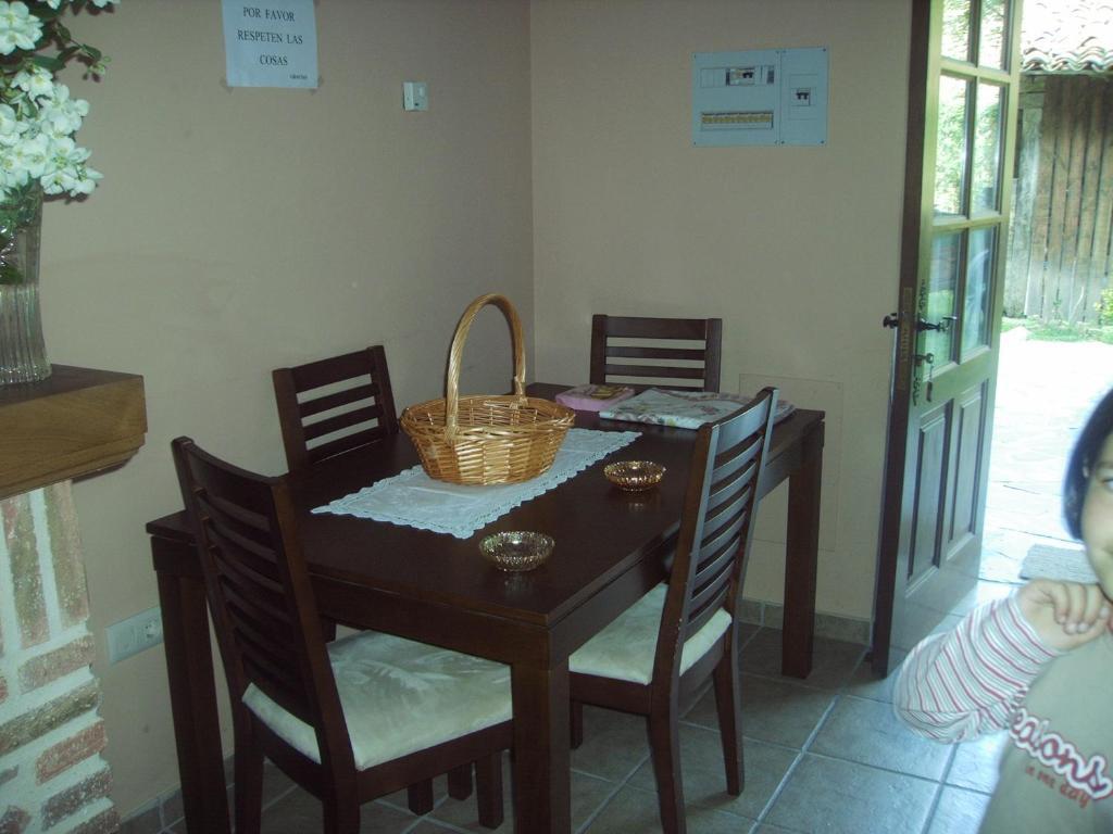 Casa Rural Josefina Aliezo Pokoj fotografie